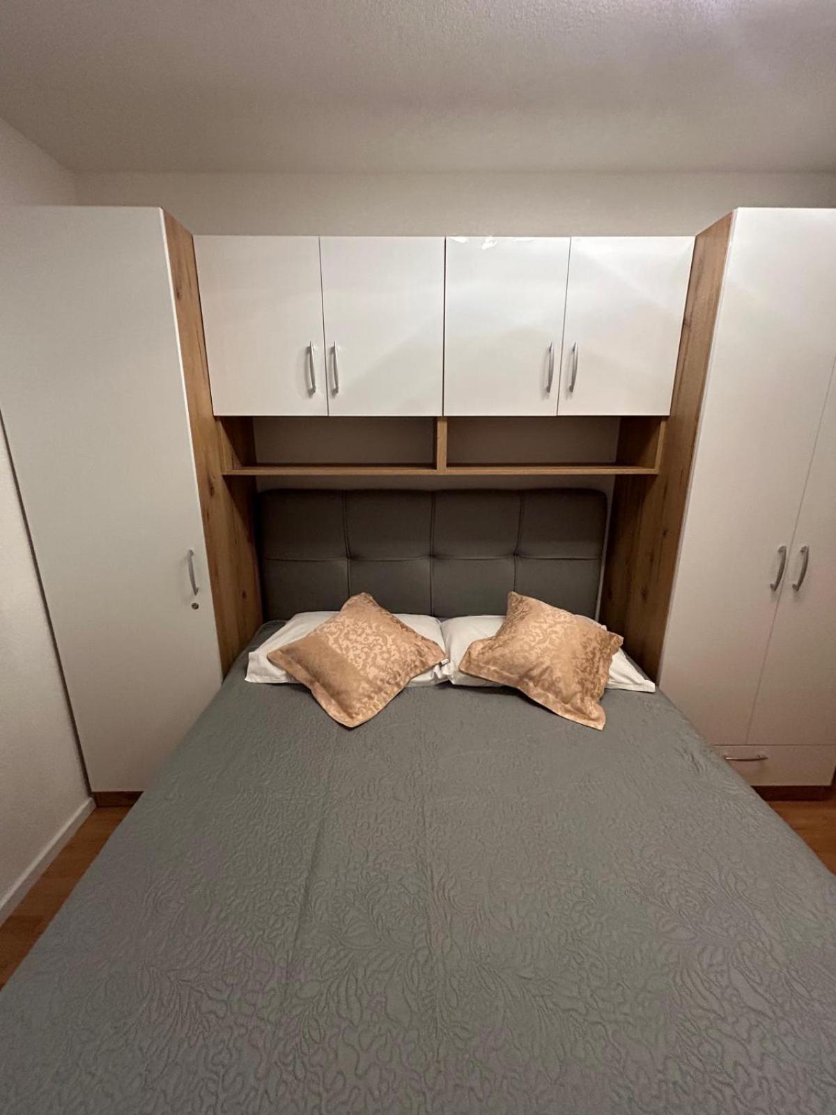 Apartment Lovre Topic 巴什卡沃达 外观 照片