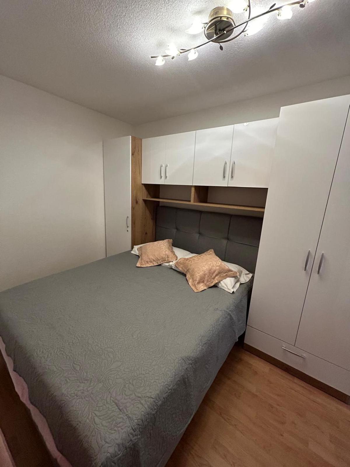 Apartment Lovre Topic 巴什卡沃达 外观 照片