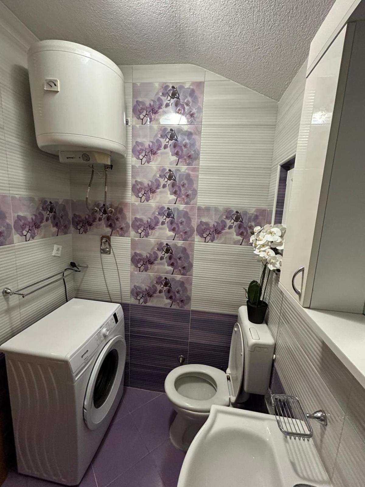Apartment Lovre Topic 巴什卡沃达 外观 照片